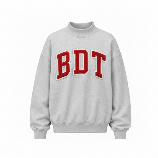 Mockneck Crewneck - PRE ORDER BEFORE 9/23